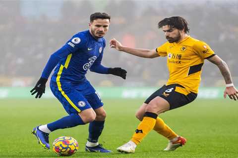 Chelsea ‘want £38m Ruben Neves transfer to bolster midfield’ as Saul Niguez struggles on loan