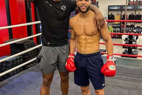 Watch Anthony Joshua spar with cruiserweight champion Lawrence Okolie in Dubai training camp for..