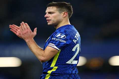 Barcelona offer Azpilicueta contract as they target Chelsea captain and Christensen on free..