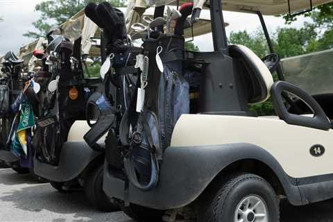 The Etiquetteist: Are golfers obligated to tip the cart attendant? If so, how much?