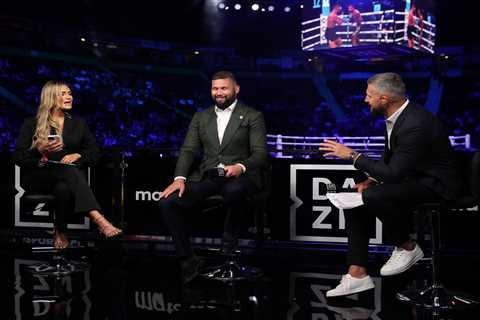 ‘He’s only good for getting knocked out’ – Carl Froch’s brutal assessment of Amir Khan leaves Tony..