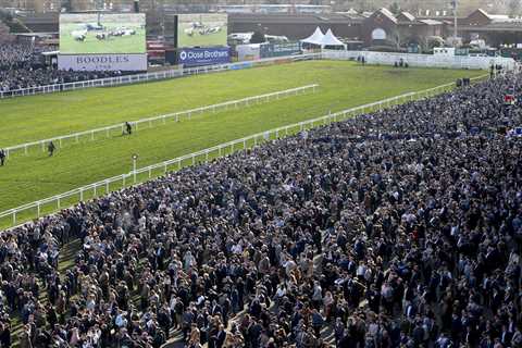 Adding a fifth day to the Cheltenham Festival would be a disaster and water down racing’s greatest..