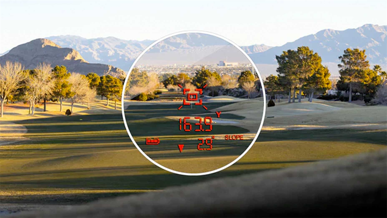 Gimme that: A sleek rangefinder for serious golfers