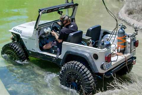 AMAZING! Diesel Jeep Drives 12 Feet Underwater!