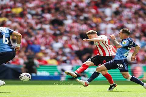 Sunderland PROMOTED to Championship after 2-0 win over Wycombe with Embleton and Stewart the..