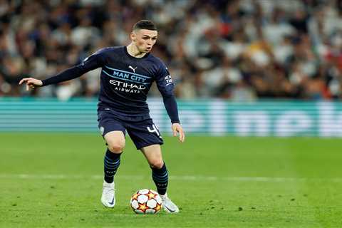 Phil Foden wins Premier League Young Player of the Year for second year in a row after stunning..