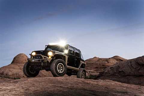 Find Out Which Light Is Right For Your 4x4 | LED, HID Or Hallogen?