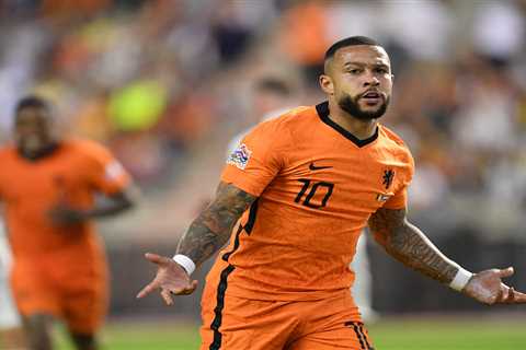 Memphis Depay ready to snub Tottenham transfer as Barcelona star is ‘not tempted’ by Spurs offer