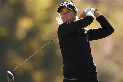 Here's how major-winner Anna Nordqvist warms up before a round