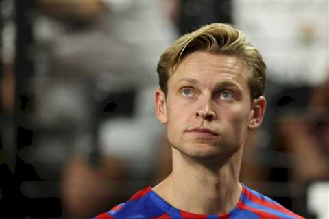 Barcelona president says ‘strong possibility’ Man Utd target Frenkie de Jong will stay