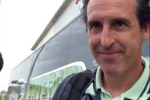 Ex-Arsenal boss Unai Emery gives fan the finger after comments about his English and failed spell..