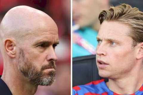 Man Utd ‘still convinced Frenkie de Jong wants transfer’ as club await outcome of meeting