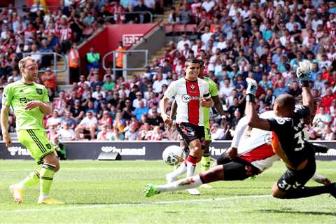 Watch Christian Eriksen’s nightmare miss for Man Utd from just yards out after Southampton stars’..