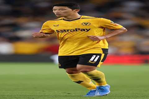 Everton set for £15m transfer battle with Leeds for Wolves striker Hwang Hee-chan if Ben Brereton..