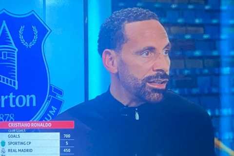 Man Utd hero Rio Ferdinand aims dig at Jamie Carragher after gritty Everton victory