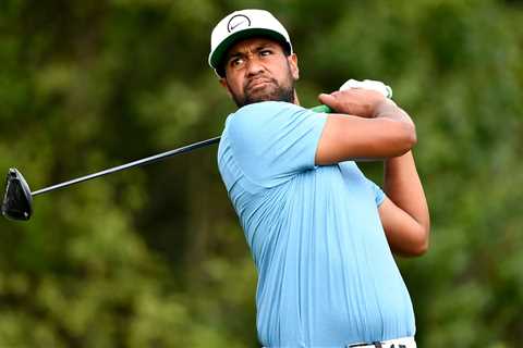 Tony Finau ties career low with 62 to lead Houston Open at Memorial Park