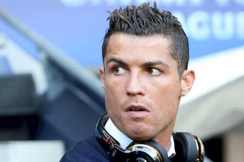 Leading employment lawyers insist Cristiano Ronaldo could be sacked but Man Utd will be wary