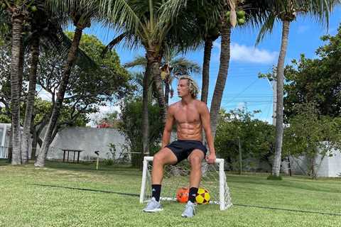 David Luiz shows off new hairdo and shredded body as ex-Chelsea and Arsenal star stays fit during..