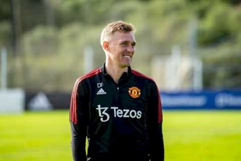 Man Utd chief Darren Fletcher ‘refuses to stop’ twin sons signing for rivals Man City