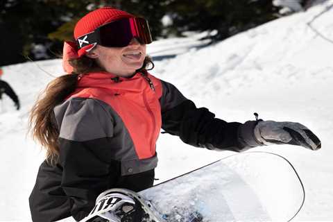Top 5 Women Snowboarders of All Time