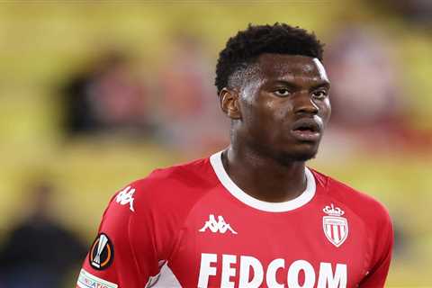 Chelsea agree £33m deal to sign Benoit Badiashile with Monaco star set to complete Blues transfer..