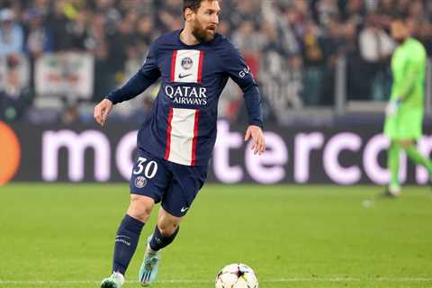 Lionel Messi makes ‘verbal pact’ to stay at Paris Saint-Germain as World Cup winner set to hold..