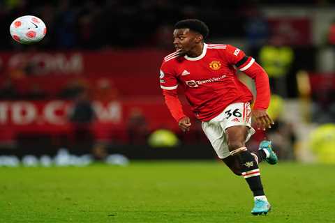 Everton ‘firm up loan transfer offer’ for Man Utd winger Anthony Elanga but will have to ship out..