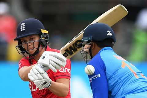 Amy Jones: England seeking complete performance at ICC T20 World Cup | ‘No thought given to..