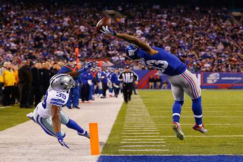 See it: Michael B. Jordan recreates greatest catch in Giants history