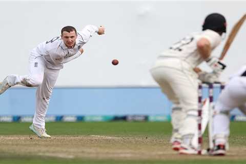 England and New Zealand to go down to epic final day with Second Test in balance after home side..