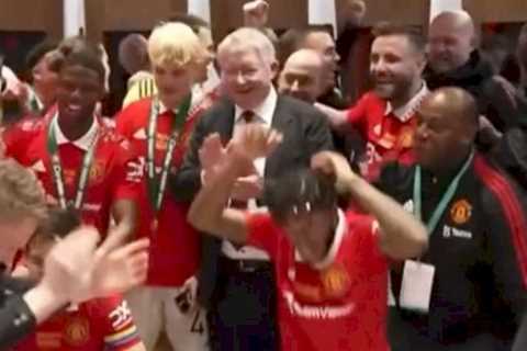 Sir Alex Ferguson spotted singing along with Man Utd stars in dressing room party