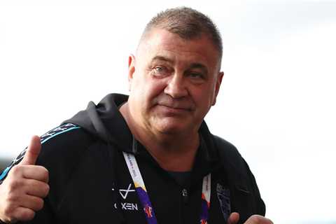 Shaun Wane: England coach to stay on to 2025 Rugby League World Cup after agreeing contract..