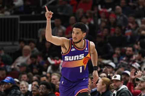 Devin Booker Is Fitting In Perfectly With His New Teammate