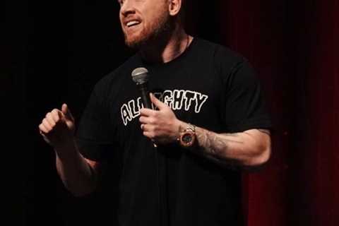 ‘It’s been really good for my head’ – Comedian Paul Smith reveals mental health benefits of MMA..