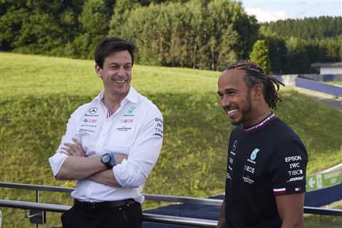 F1 News: Lewis Hamilton Reveals “Difficult Conversations” With Mercedes Chief In Push For More..