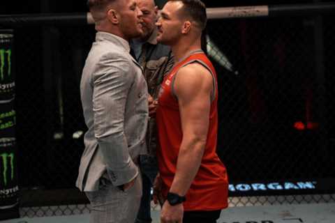 Watch Conor McGregor land hellacious uppercut as he schools student during The Ultimate Fighter..