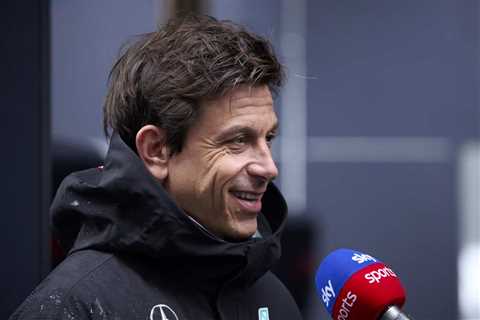 F1 News: Toto Wolff “Open” To Mercedes Team Principal Replacements – F1 Briefings