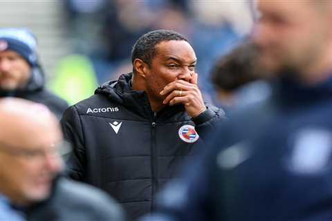 Man Utd legend Paul Ince ‘on brink of being sacked as Reading manager’ after crisis talks over..