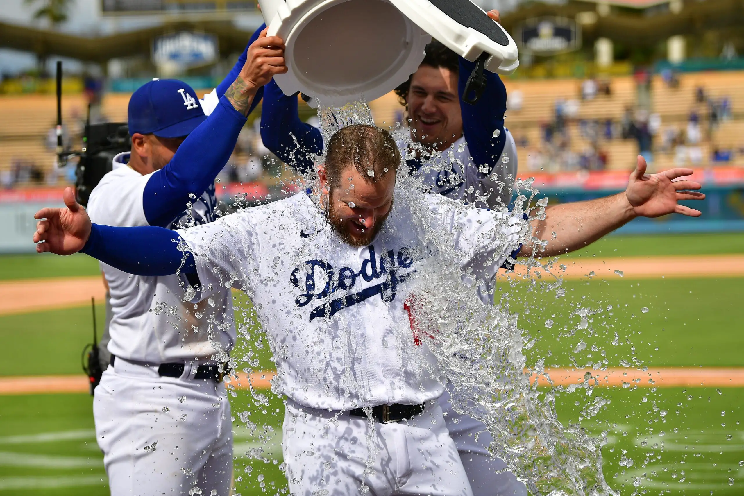 Dodgers Highlights: Max Muncy Makes Up for Error with Walk Off vs Kimbrel