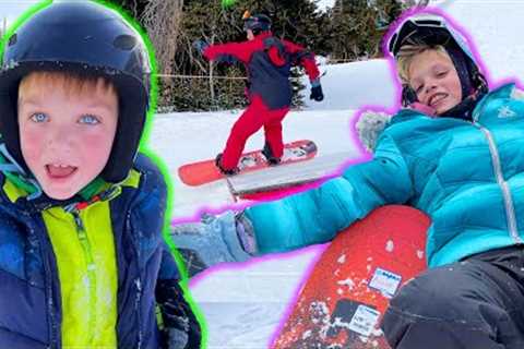 Payton''s first time Snowboarding! Kayson Learns to Ski