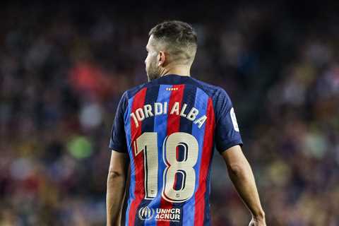 Inter Milan, Atlético Madrid and Benfica keen on Jordi Alba – report