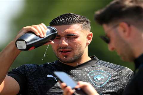 Why is Tommy Fury playing for Rest of the World XI and not England at Soccer Aid 2023?