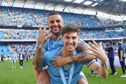 Fabrizio Romano says Manchester City pushing to extend Kyle Walker, but Bayern Munich is tempting..