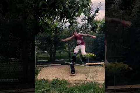 Snowboard summer training 2023 #snowboarding #shorts #jibbing