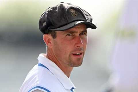 Wayne Madsen: Derbyshire batter to play for Italy in T20 World Cup qualifiers