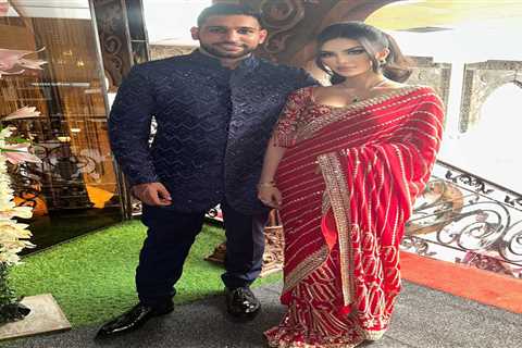 Boxing Champ Amir Khan and Wife Faryal Makhdoom Living Separately After Sexting Scandal