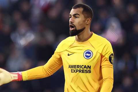 Chelsea agree £25m fee with Brighton for Robert Sanchez