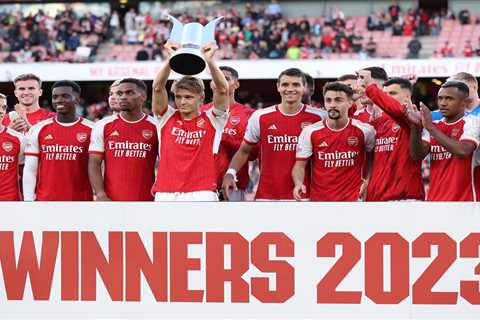 Arsenal players trolled for ‘most hilarious trophy lift ever’ as glum-faced captain Odegaard raises ..