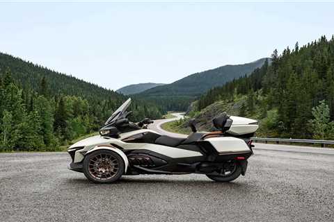 2024 Can-Am Spyder RT Sea-to-Sky First Look