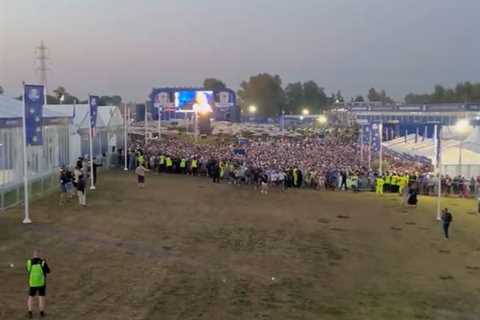 Ryder Cup Fans Race to Claim Seats as Gates Open at Dawn